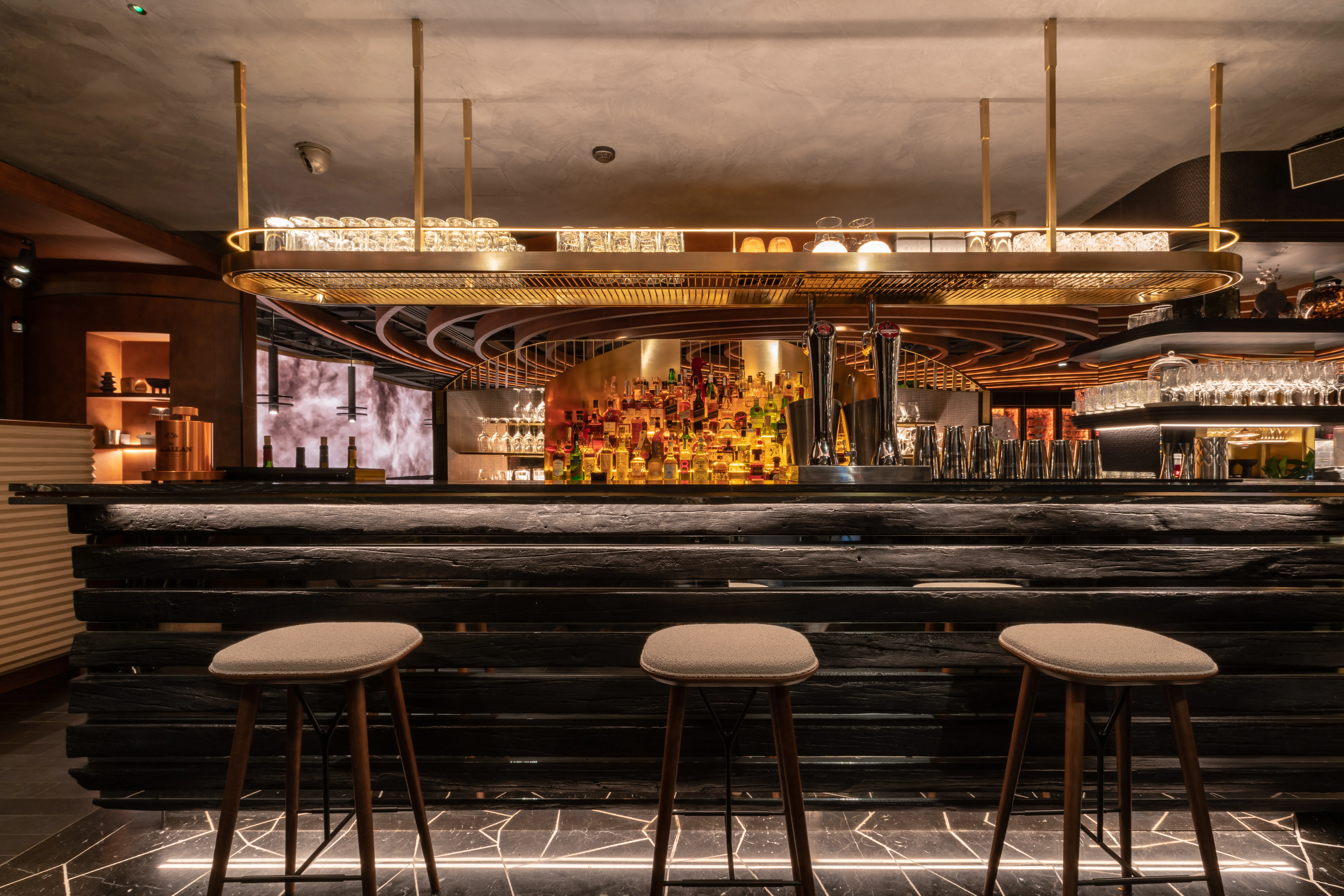 Leña and Smoked Room in Chefs on Fire