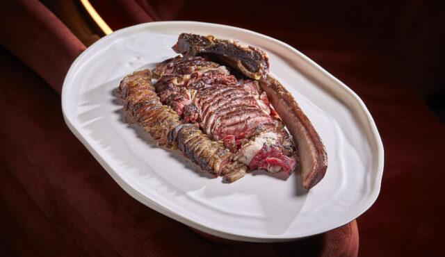 Tomahawk or Chuletón: The Ultimate Guide to Choosing the Perfect Cut